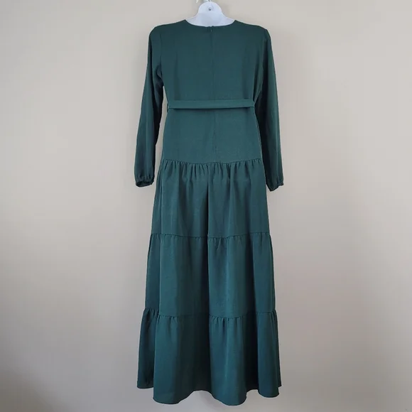 LOVE OLIVE CO 'Walsh' Dress Green Boho Lagenlook Tiered Long Sleeve Maxi NWT - Picture 4 of 7